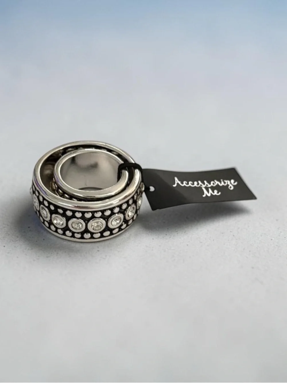 🫶🏻 Rhinestone Scarf Holder Set (2)